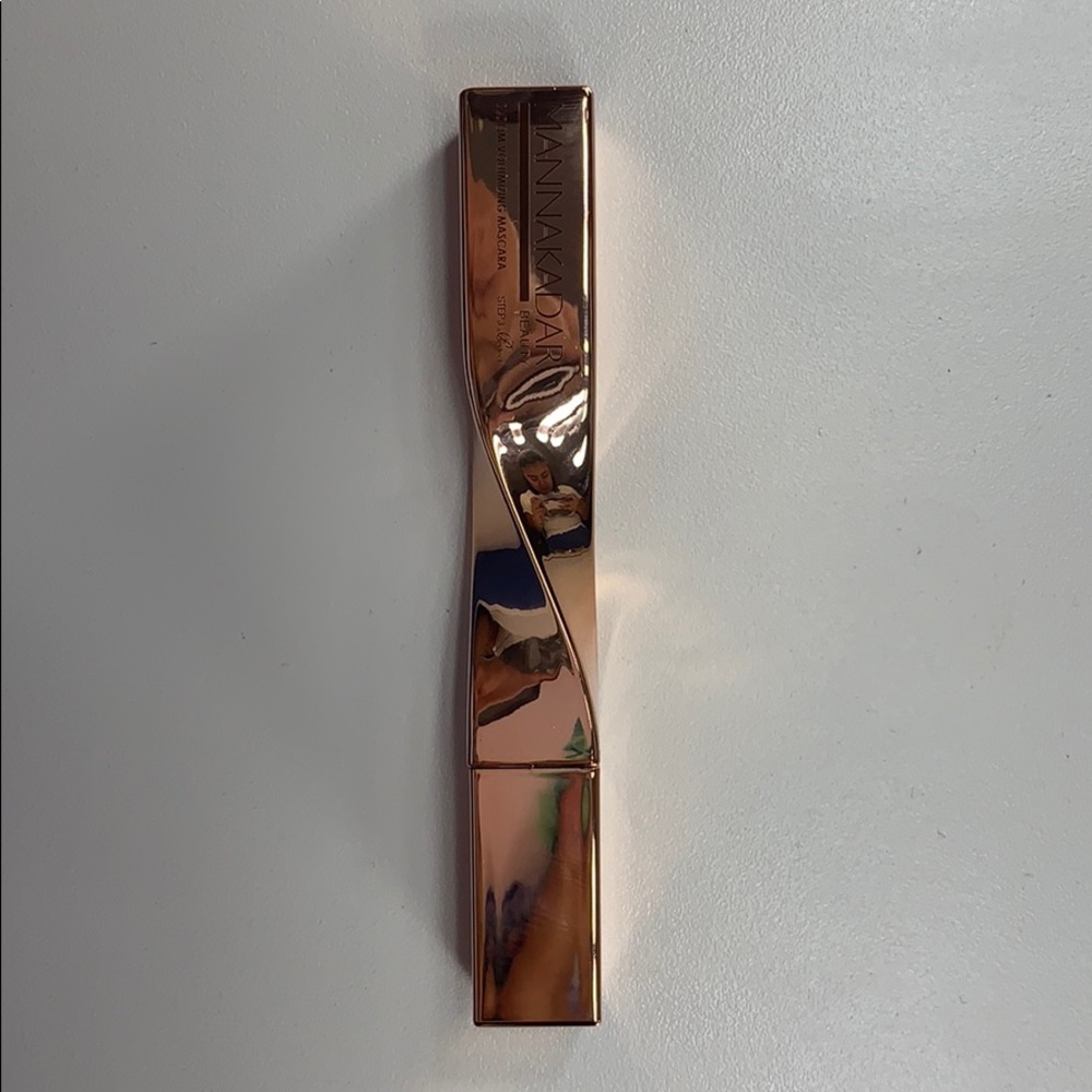 Manna Kadar mascara